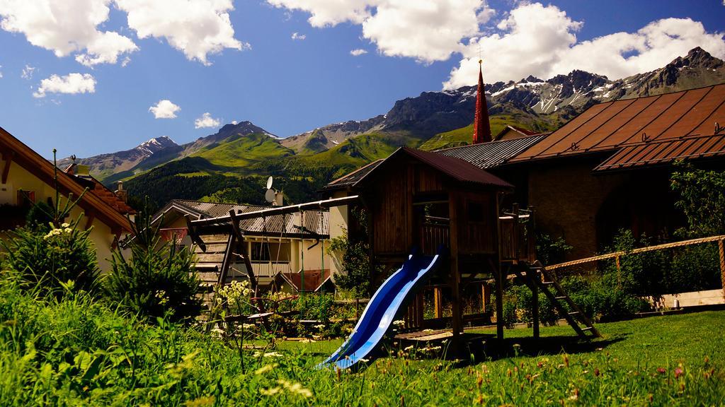 Gasthof Zum Goldenen Loewen Hintertux Ngoại thất bức ảnh