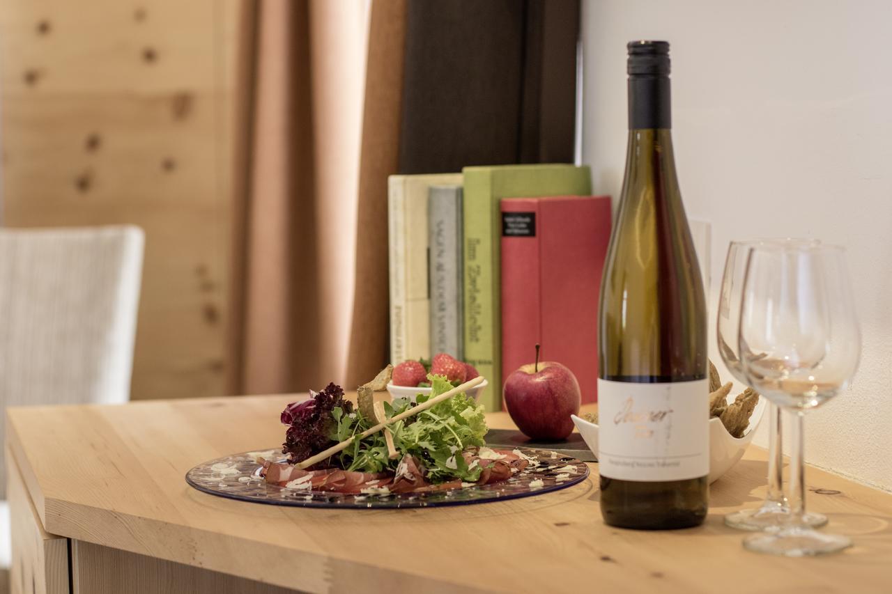 Gasthof Zum Goldenen Loewen Hintertux Ngoại thất bức ảnh